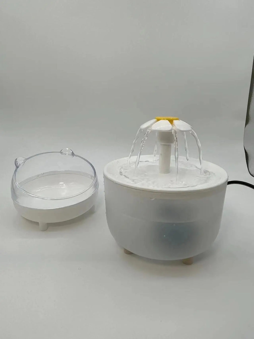 Fuente de agua automática 1,2 L para gatos y perros